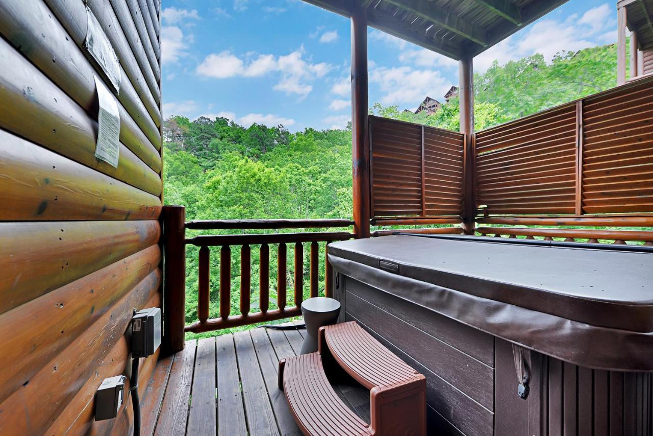 הוילה סביירוויל Gorgeous Large Mountain View Cabin W Hot Tub, Free Wifi, Games מראה חיצוני תמונה