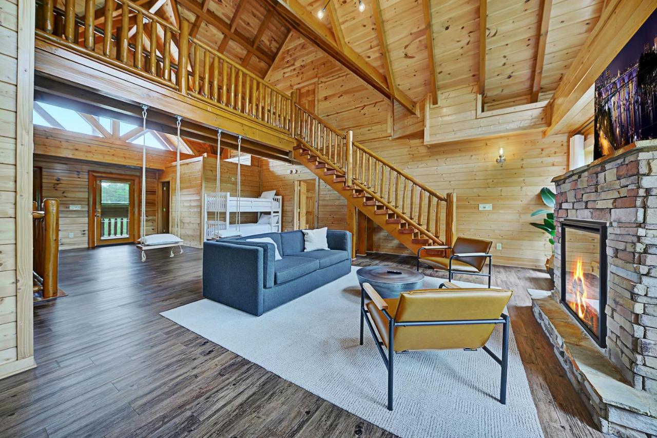 הוילה סביירוויל Gorgeous Large Mountain View Cabin W Hot Tub, Free Wifi, Games מראה חיצוני תמונה