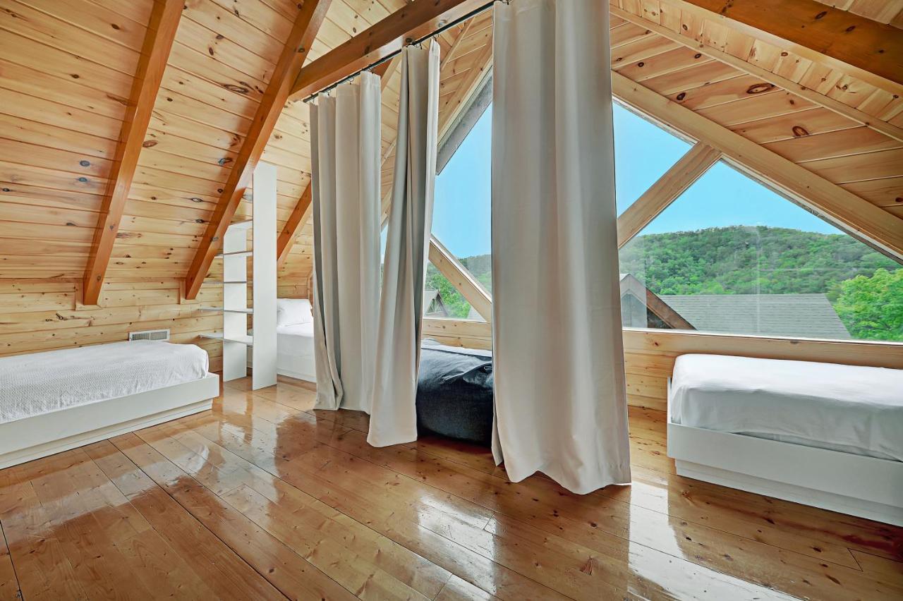 הוילה סביירוויל Gorgeous Large Mountain View Cabin W Hot Tub, Free Wifi, Games מראה חיצוני תמונה