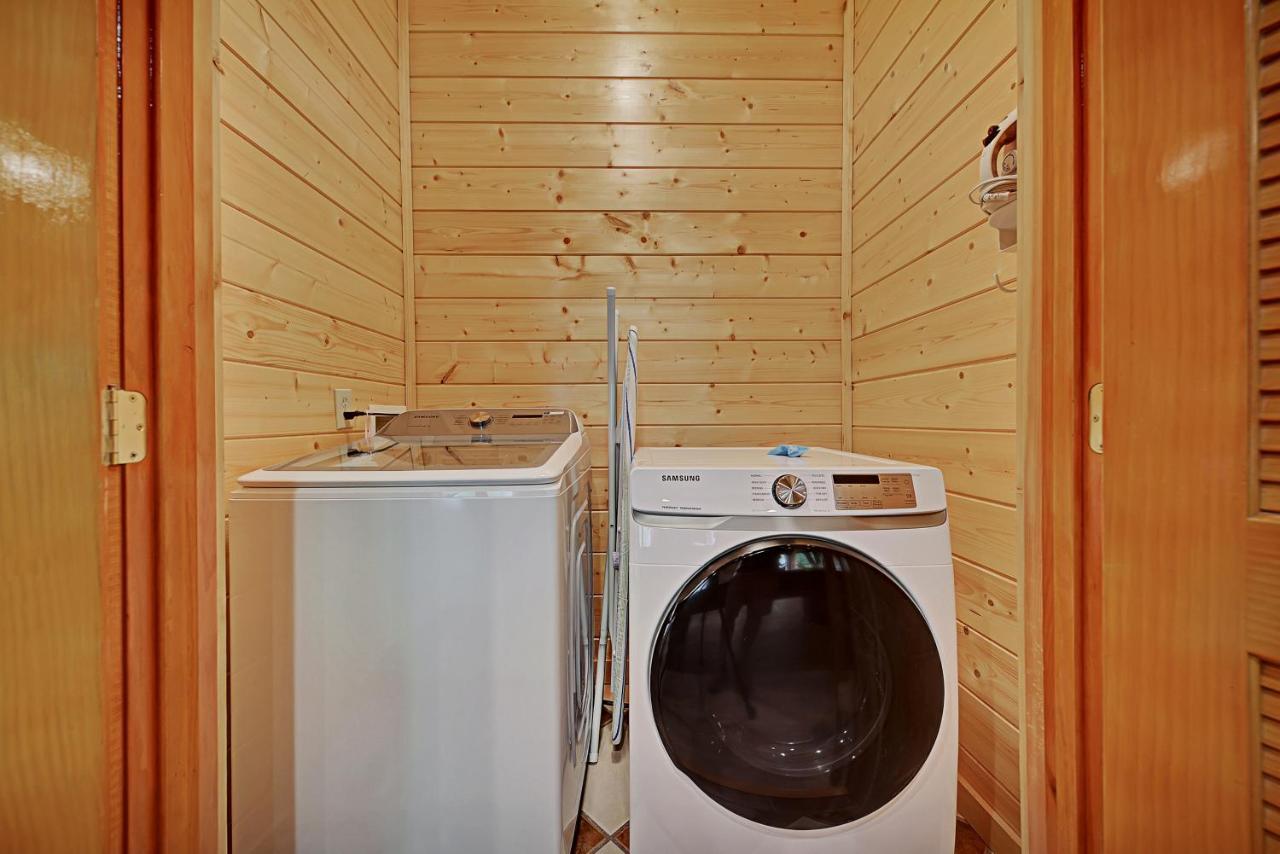 הוילה סביירוויל Gorgeous Large Mountain View Cabin W Hot Tub, Free Wifi, Games מראה חיצוני תמונה