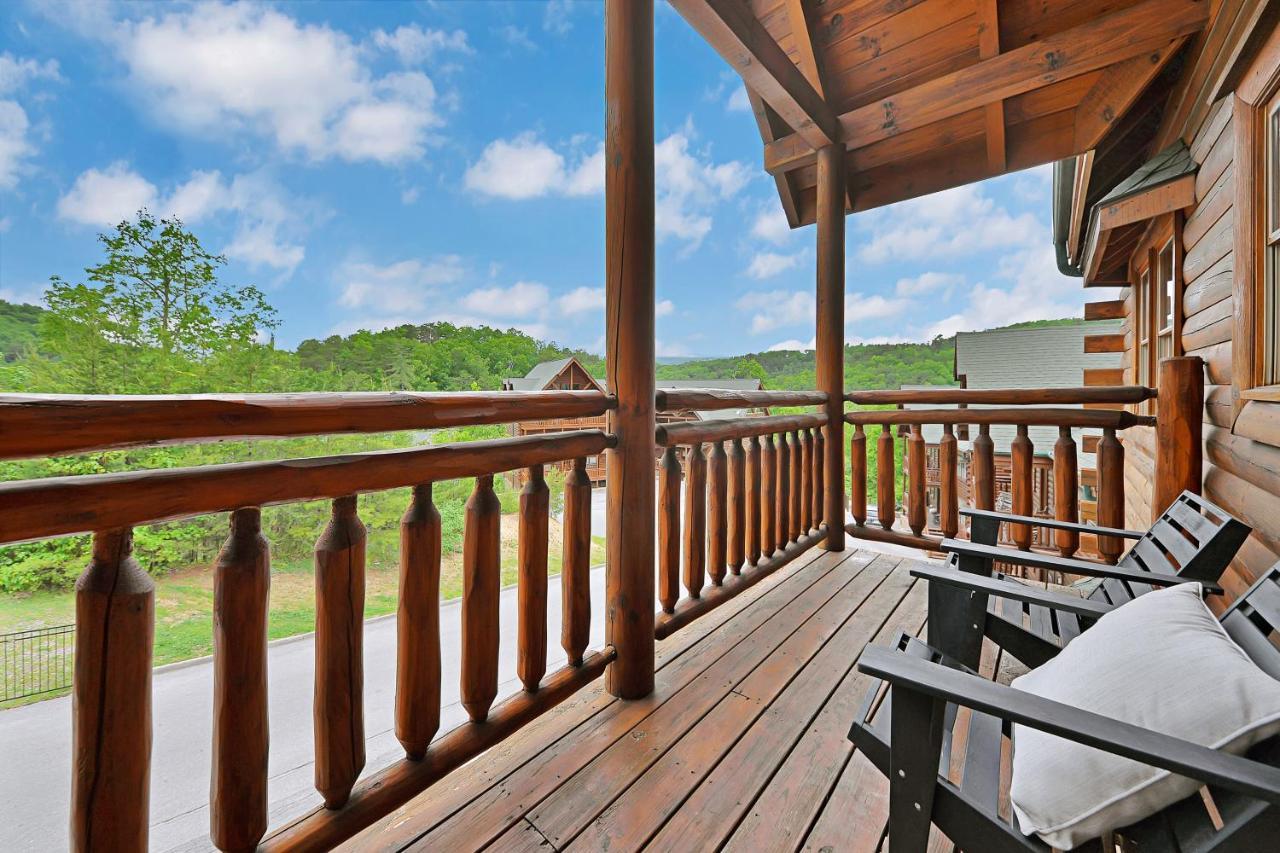 הוילה סביירוויל Gorgeous Large Mountain View Cabin W Hot Tub, Free Wifi, Games מראה חיצוני תמונה